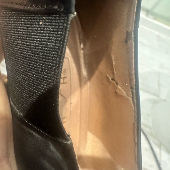 Unisa Black Leather Block Heel Shoe – Size 7B – Made in Brazil - Picture 5 of 7